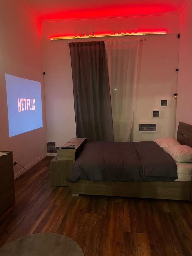 Apartment Show House